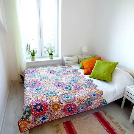 Super Apartman *