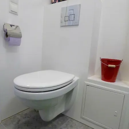 Super Apartman *
